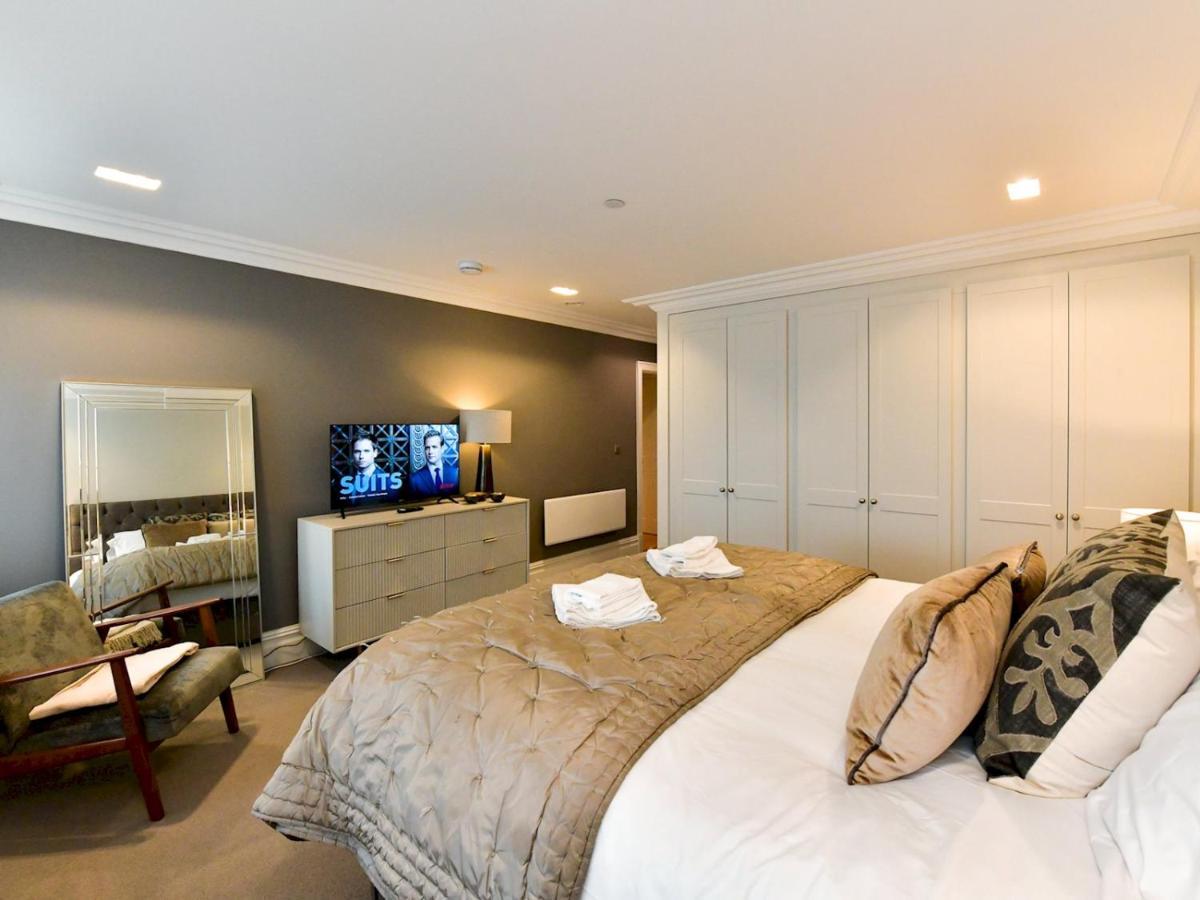 Pass The Keys Beautiful 2 Bed Apartment With Parking In The Bay كارديف المظهر الخارجي الصورة