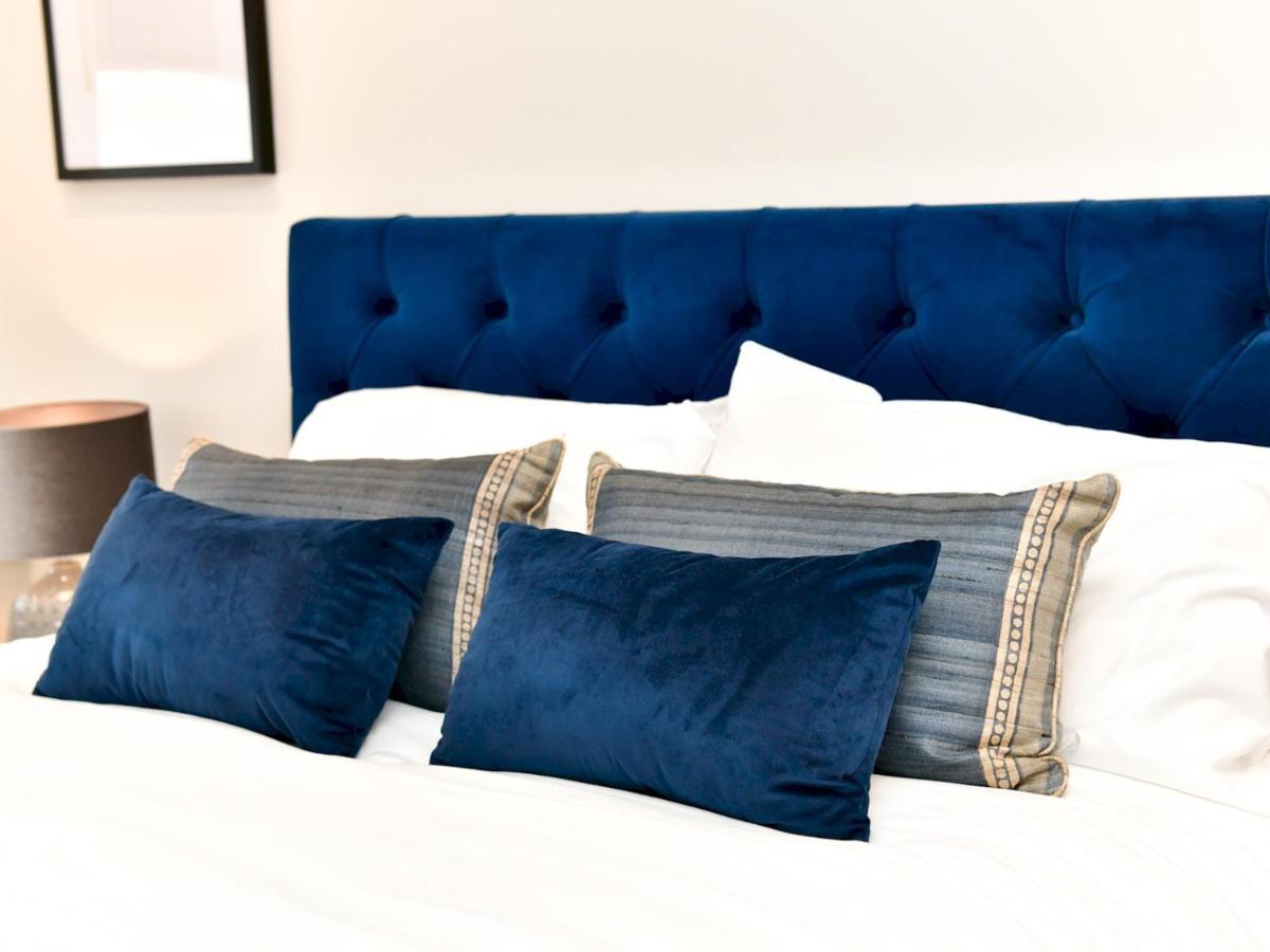 Pass The Keys Beautiful 2 Bed Apartment With Parking In The Bay كارديف المظهر الخارجي الصورة