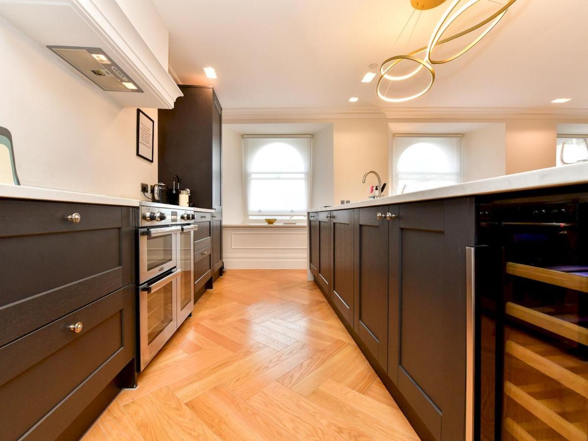 Pass The Keys Beautiful 2 Bed Apartment With Parking In The Bay كارديف المظهر الخارجي الصورة
